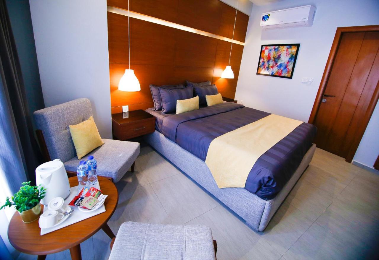 Space Express Rawalpindi Extérieur photo